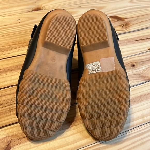 Size 6  Skechers Boots - Picture 5 of 8